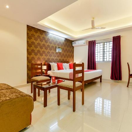 Hotel Hilite Inn Kochi Bagian luar foto