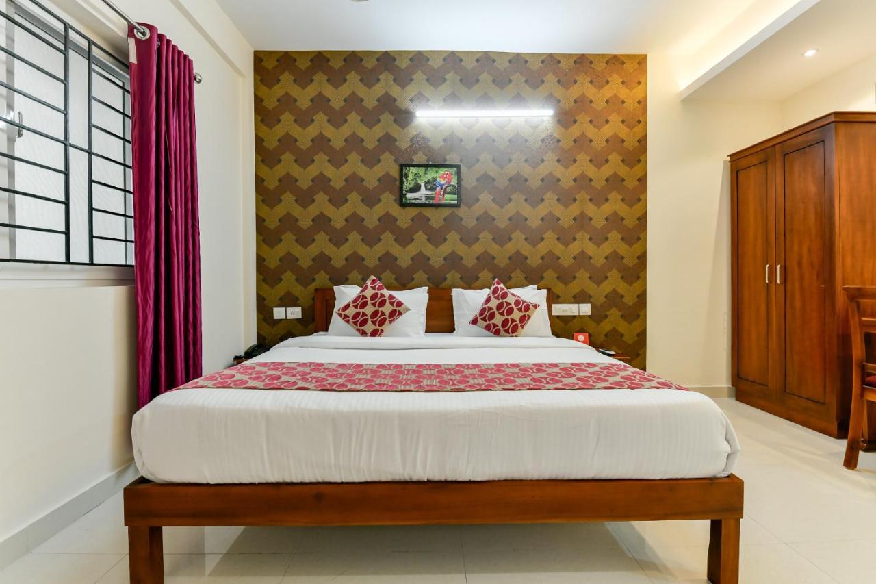 Hotel Hilite Inn Kochi Bagian luar foto