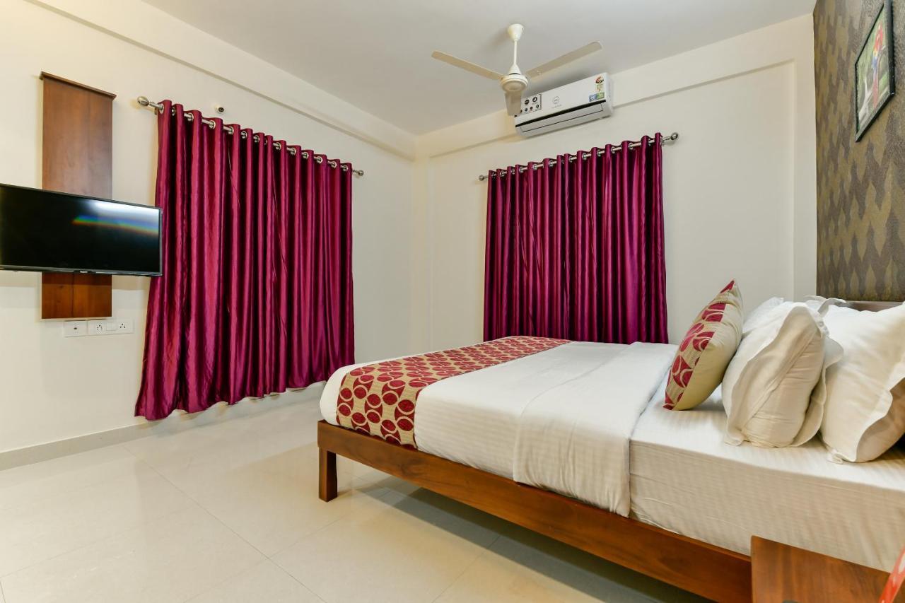 Hotel Hilite Inn Kochi Bagian luar foto