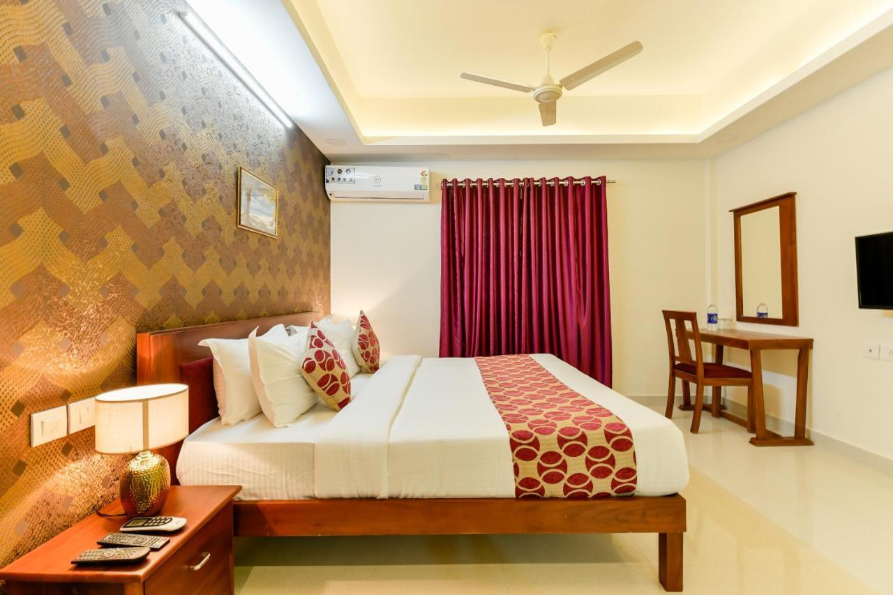 Hotel Hilite Inn Kochi Bagian luar foto