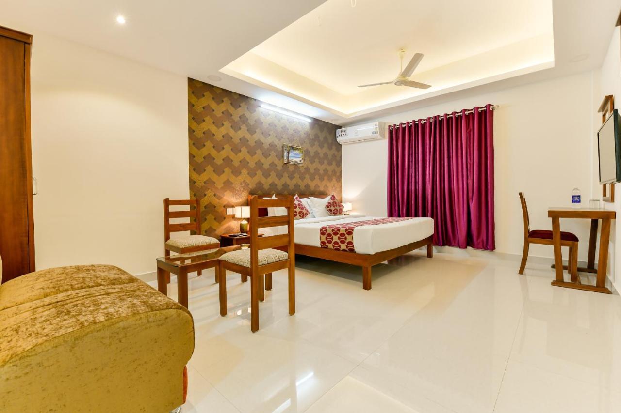 Hotel Hilite Inn Kochi Bagian luar foto