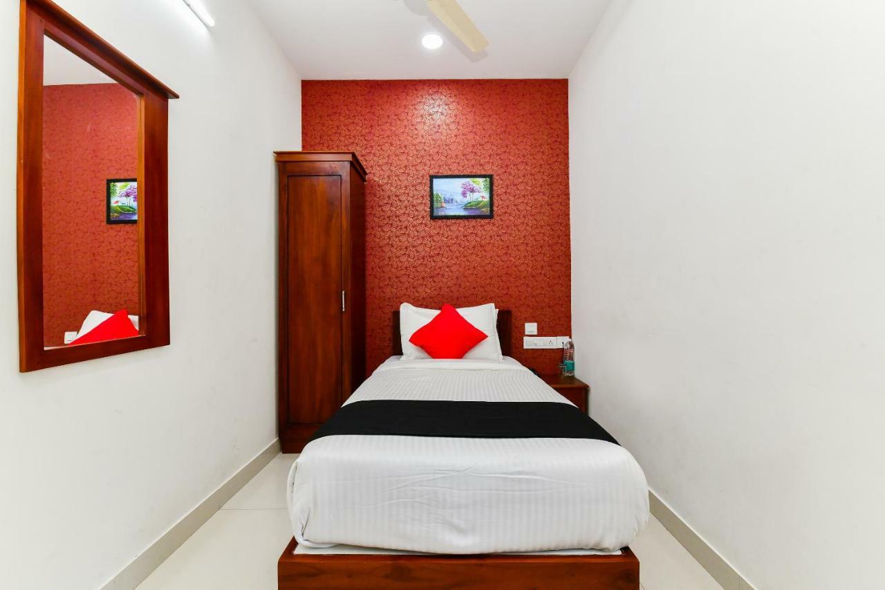 Hotel Hilite Inn Kochi Bagian luar foto